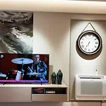 Golden Pearl Apartment