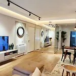 Golden Pearl Apartment